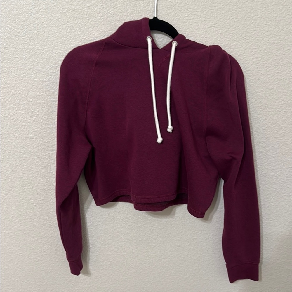 Cropped maroon hoodie